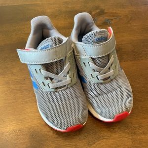 Adidas tennis shoes toddler 9